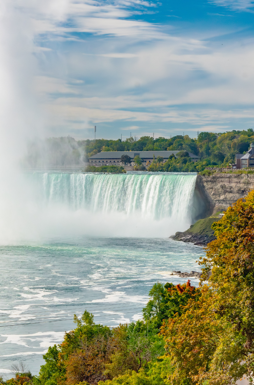 Seasons in Niagara (2)